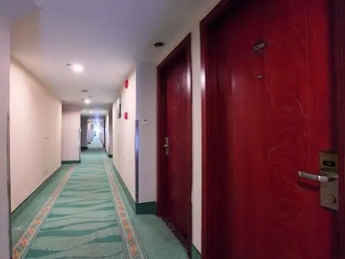 Greentree Inn Shanghai Changfeng Park Shell Apartment Hotel